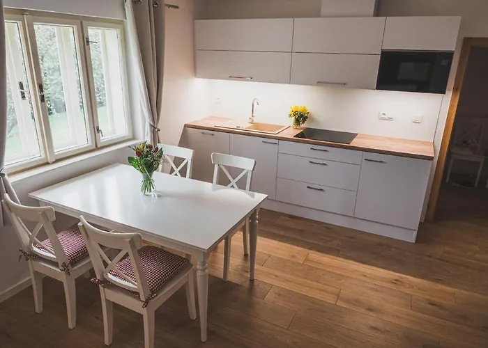 U Lesa * Vapenice